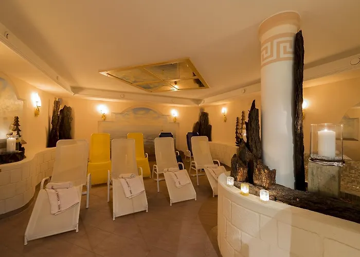 アパートホテル Romantica Schloessl 4*