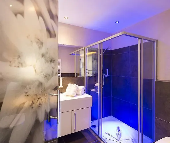 Romantica Schloessl 4* フィス