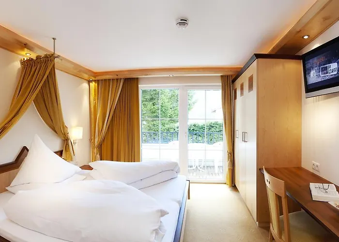 Romantica Schloessl アパートホテル フィス