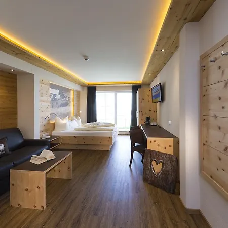 Romantica Schloessl 公寓式酒店 4*